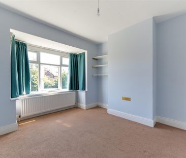 4 bed semi-detached house to rent in Wingrove Road North, Fenham, NE4 - Photo 3