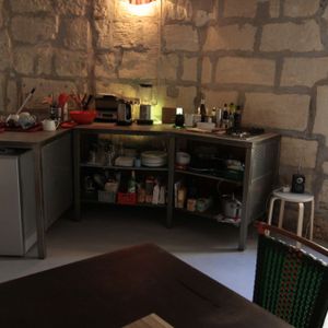 Arles Roquette, MDV meublée sur 2 niveaux de 32m², - Photo 3