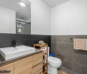 3 Bedroom Townhouse - Photo 6