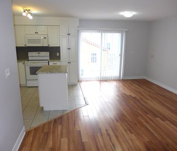 For Lease - 216 Carillon Street Unit# 2, Vanier and Kingsview Park,... - Photo 1