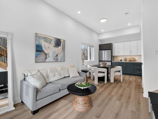 For Lease - 4 Southwell Drive Unit# D, Toronto, Ontario - Photo 1