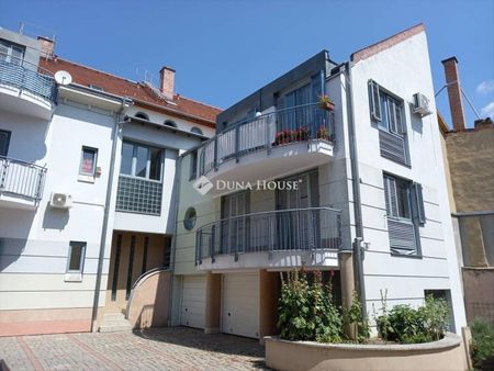 Kiadó újszerű állapotú lakás - Pécs - Fotó 4