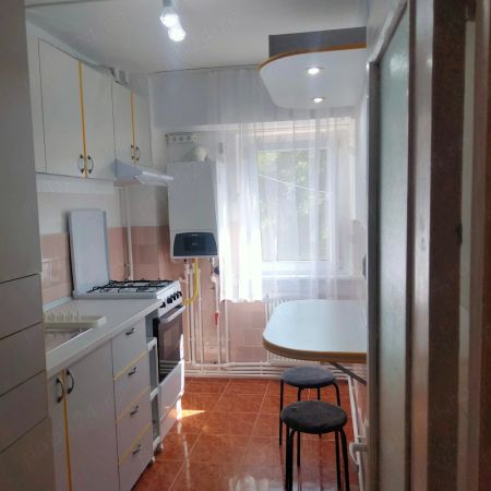 Închiriez apartament spațios, 1 cameră zonă IFR (Lidl I.C. Frimu), Proprietar - Fotografie 4