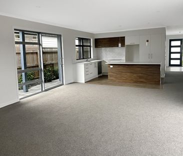 New in Avalon - Photo 1