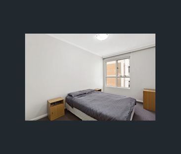 TRAFALGAR | Unfurnished One Bedroom - Photo 2