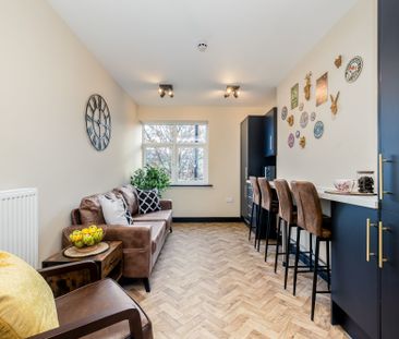 Crown House, Nuneaton, CV11 4BX - Photo 1