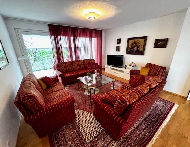 Moderne, seniorengerechte 4-Zimmer-Wohnung mit Top-Ausstattung in ruhiger Zentrumslage von Monheim - Foto 1
