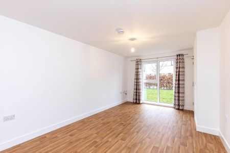 70 Oaklands Square - Photo 2