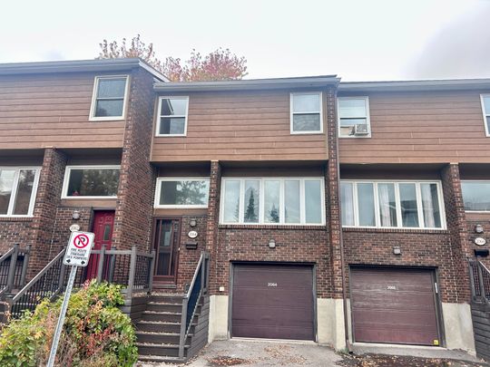 For Lease - 2064 Eric Crescent Unit# 77, Cyrville - Carson Grove - Pineview, Ontario - Photo 1