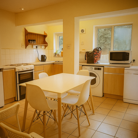 6 bedroom semi-detached house to rent - Photo 3