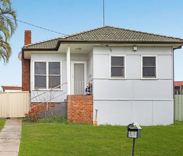 Renovated Two Bedroom Home - Photo 1