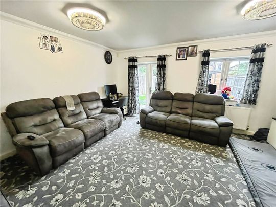 Kimber Place, Whitton, Hounslow, TW4 5DB - Photo 1