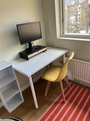 Bright, Cozy Room in South Norwood to rent - Photo 1