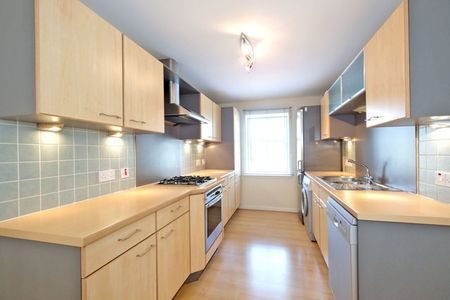 128D Balmoral Square, Great Western Road, AB10 6QE, Aberdeen - Photo 5