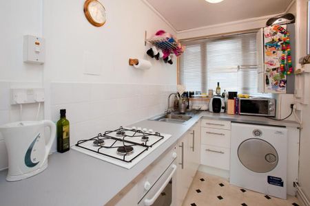 Studio to rent - Photo 5