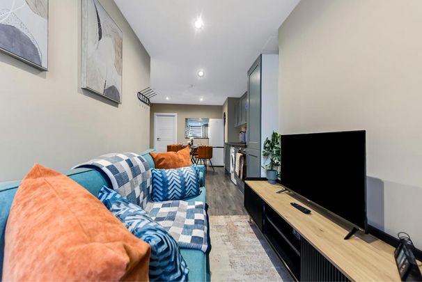 3 bedroom serviced apartment to rent - Photo 1