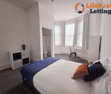 1 bedroom in a house share to rent - Photo 1