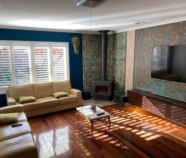 Caroline Springs - Photo 1