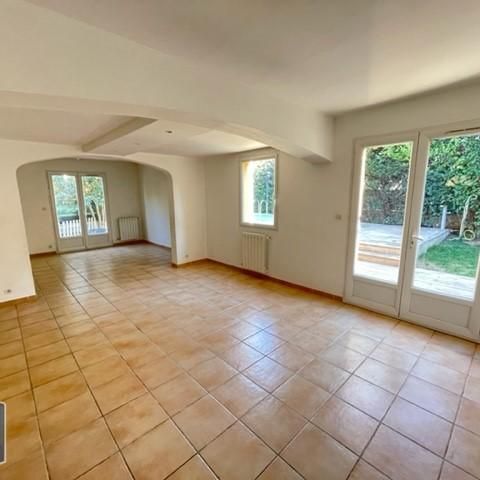 Location Maison 5 pièces 116m² BOUC BEL AIR 13320 - Photo 1