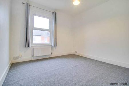 2 bedroom property to rent in Reading - Photo 4