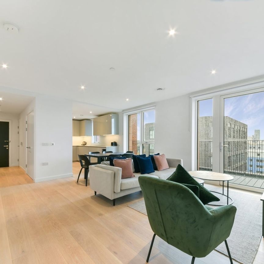 3 Bed Flat, Levy Building, SE17 - Photo 1