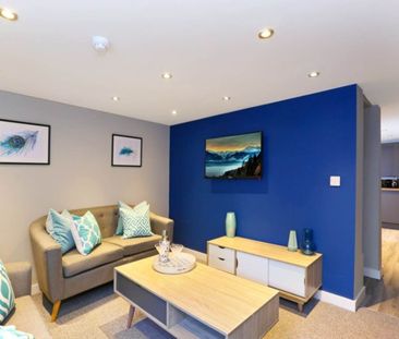 Silver Royd Hill (Room 4), Armley, Leeds - Photo 1