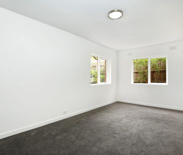 15/127 Hawdon Street, Heidelberg VIC 3084 - Photo 4