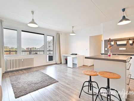 Pronájem bytu 2+kk 50 m2 - Fotografie 4