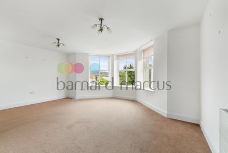 2 bedroom retirement property to rent - Photo 2
