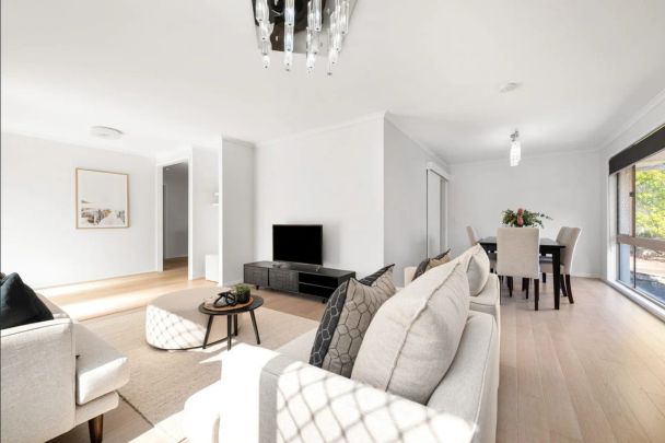 The Perfect Blend of Modern Convenience and Comfort - Photo 1