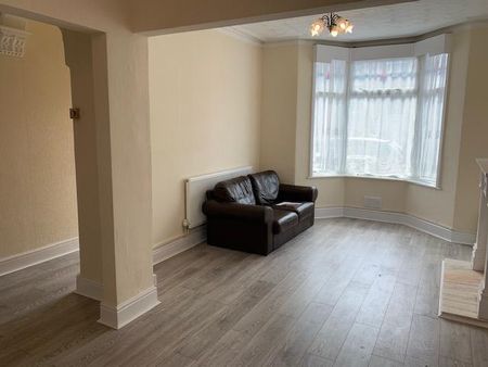 Thurston Street - Photo 2