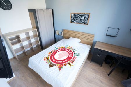 ST PIERRE LES DAMES Roommate 4 Bedrooms at Reims - Photo 2