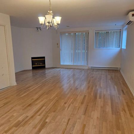 Condo 4 1/2 à louer - Brossard - Dix30 - Photo 3