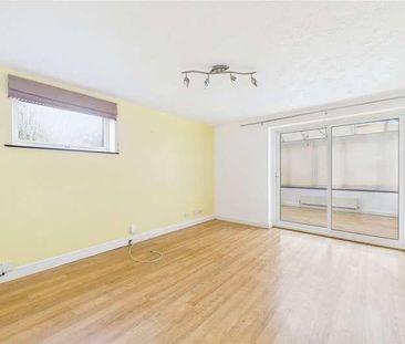 Antares Close, Wokingham, Berkshire, RG41 - Photo 3
