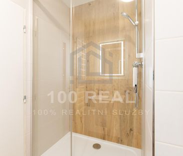 Pronájem bytu 1+kk, garsoniery 30 m², Hradec Králové - Photo 1