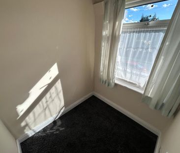 3 bedroom terraced house to rent - Photo 6