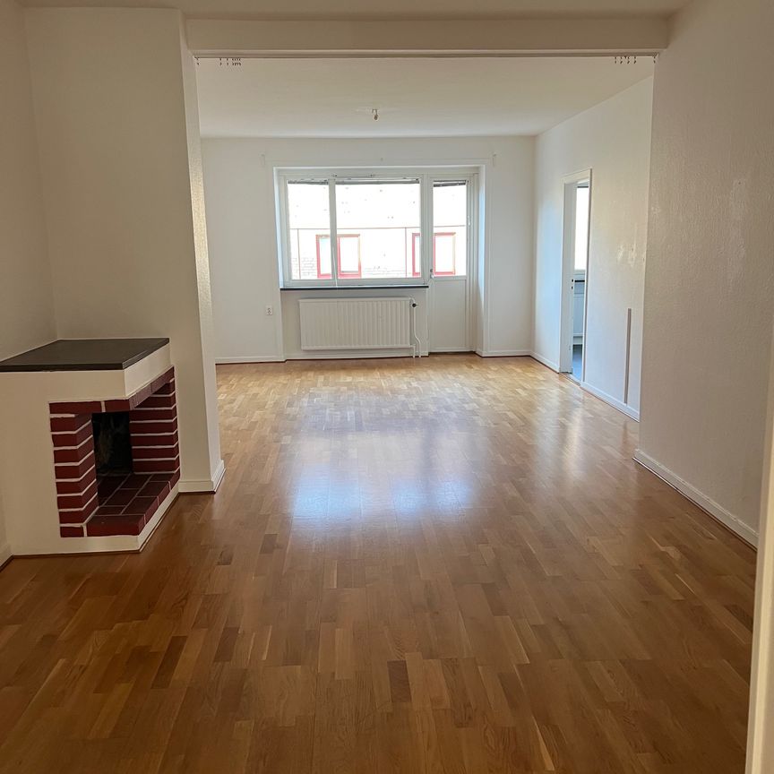 Rosenhillsgatan, Örebro - Photo 1