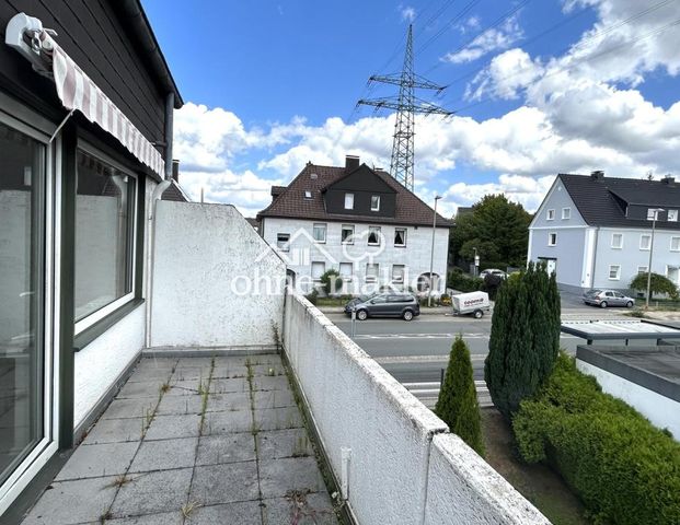 Moderne 2-Zi-Whg mit Balkon und EBK in ruhiger Lage von Wetter - Foto 1