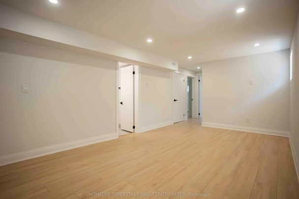 15 Shademaster Court #LOWER - Photo 1