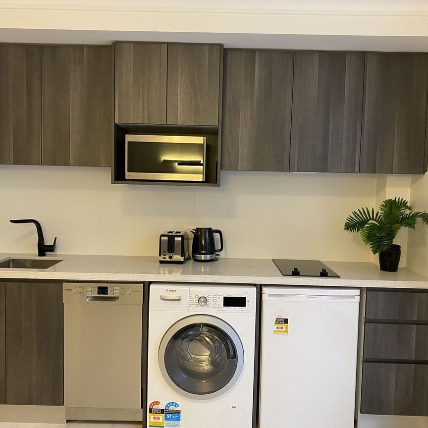 Modern Spaciou studio with your own private terrace - Photo 1