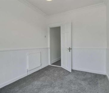 North End Grove, Portsmouth, PO2 - Photo 5