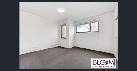 3 bedroom townhouse available now in Craigieburn - Photo 2