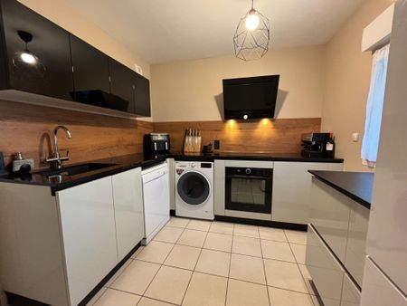 Location Appartement 3 pièces 75m² CARRIERES SOUS POISSY 78955 - Photo 5