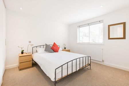 2 bedroom maisonette to rent - Photo 4