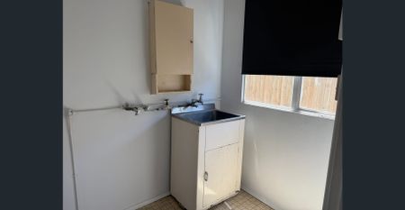 Freshly updated gem, in a prime location - Photo 2