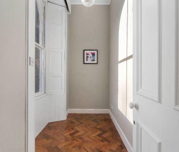 3 bedroom flat to rent - Photo 6