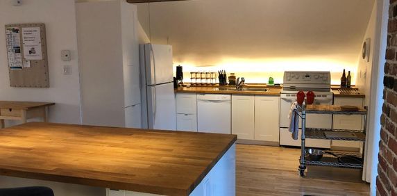 Loft meublé entièrement équipé. Tout inclus, court ou moyen terme - Photo 2