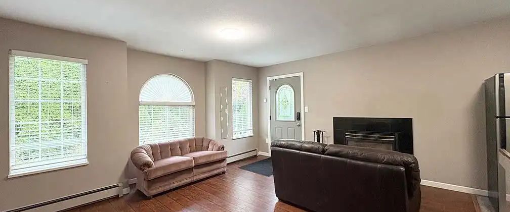 Garden 5225 CANADA WAY — 1 Bedroom - Photo 1