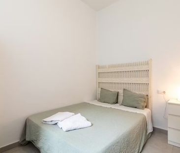 Carrer Martínez Cubells, Valencia, Valencian Community 46002 - Photo 2