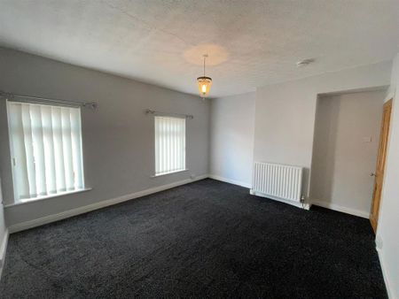 2 bedroom terraced house to rent - Photo 4